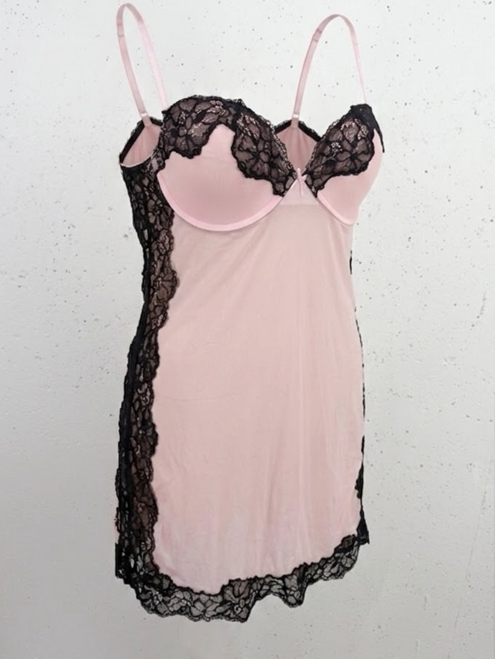 Victoria’s Secret size 34D Pink Black Lace Trim Push Up Bra Nighty Slip Dress